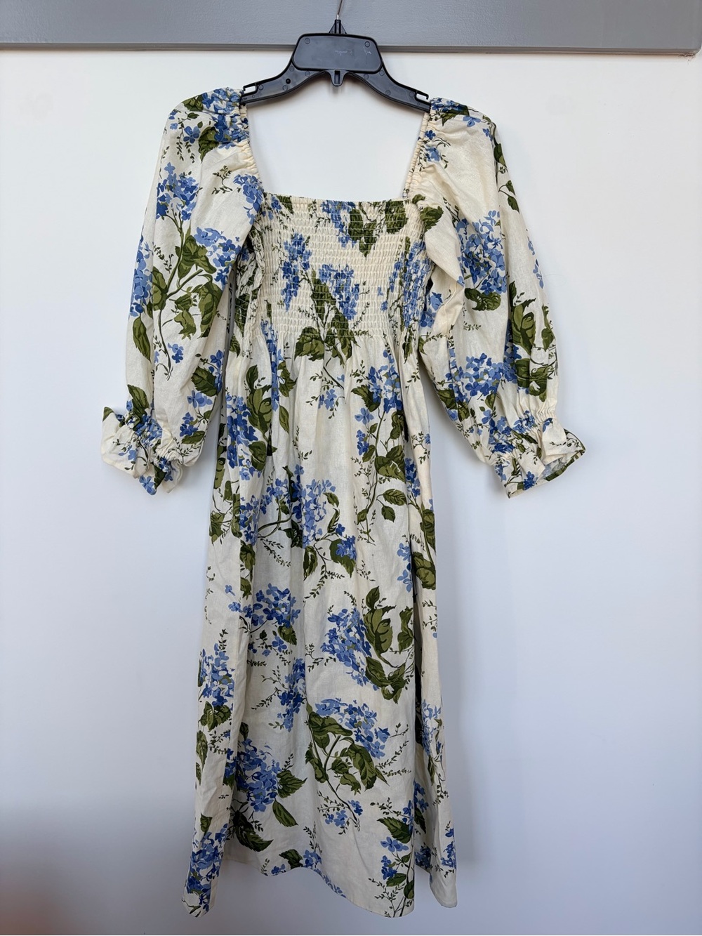 OPT Hydrangea Floral Smocked Square-Neck Midi Dress in Cream and Blue Medium